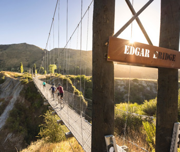 biking-queenstown-bridge