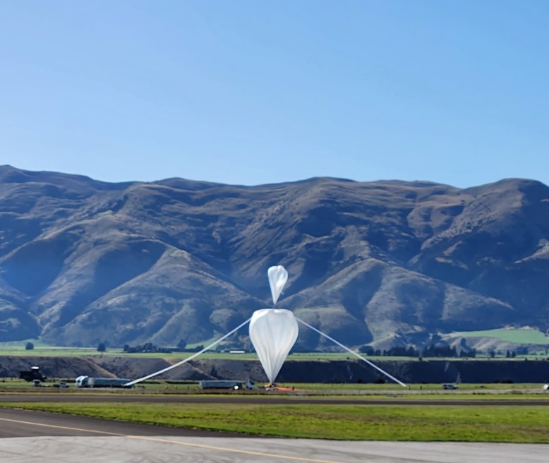 main-balloon-inflating-16-april-2023